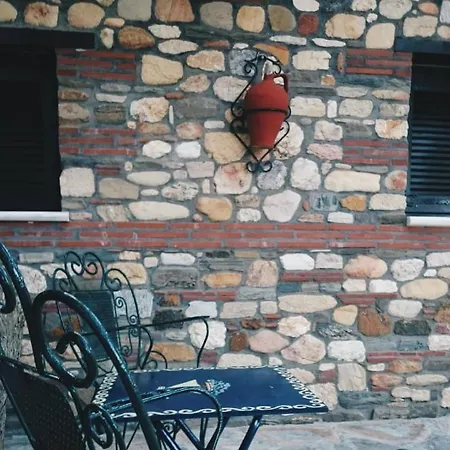 Feggaropetra By The Sea