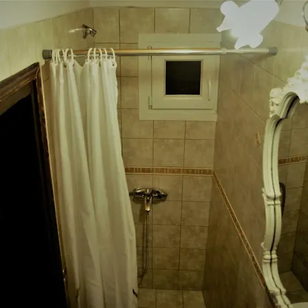 Feggaropetra By The Sea *